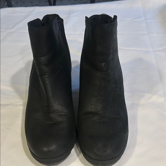 Sorel Joan Of Arctic Women's Black Leather Ankle Boots Size 10 - Picture 2 of 16